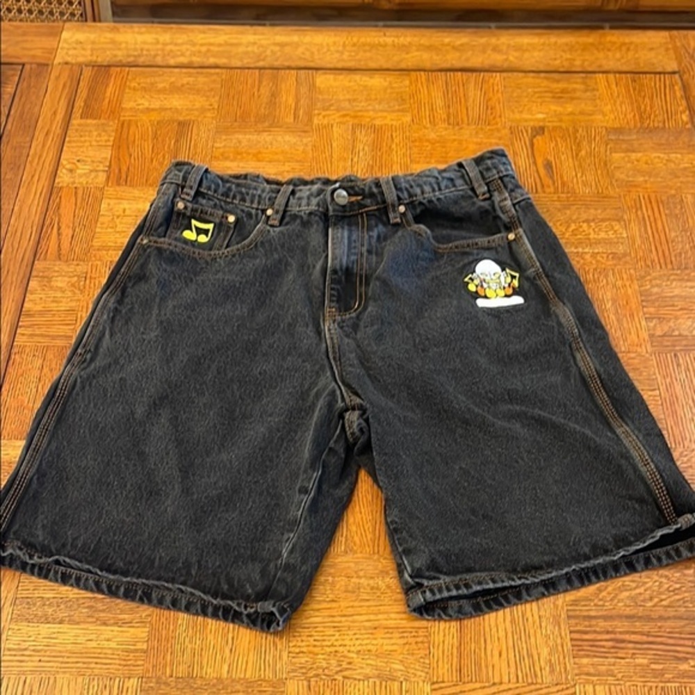 Butter  Black Denim Men's Shorts with patches size 32